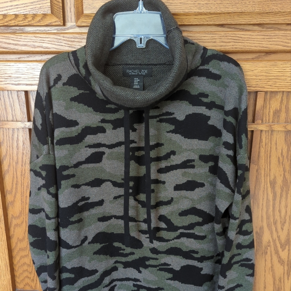 Women's Rachel Zoe Camo Mock Turtle Neck Long Sleeve Sweater Sz. M